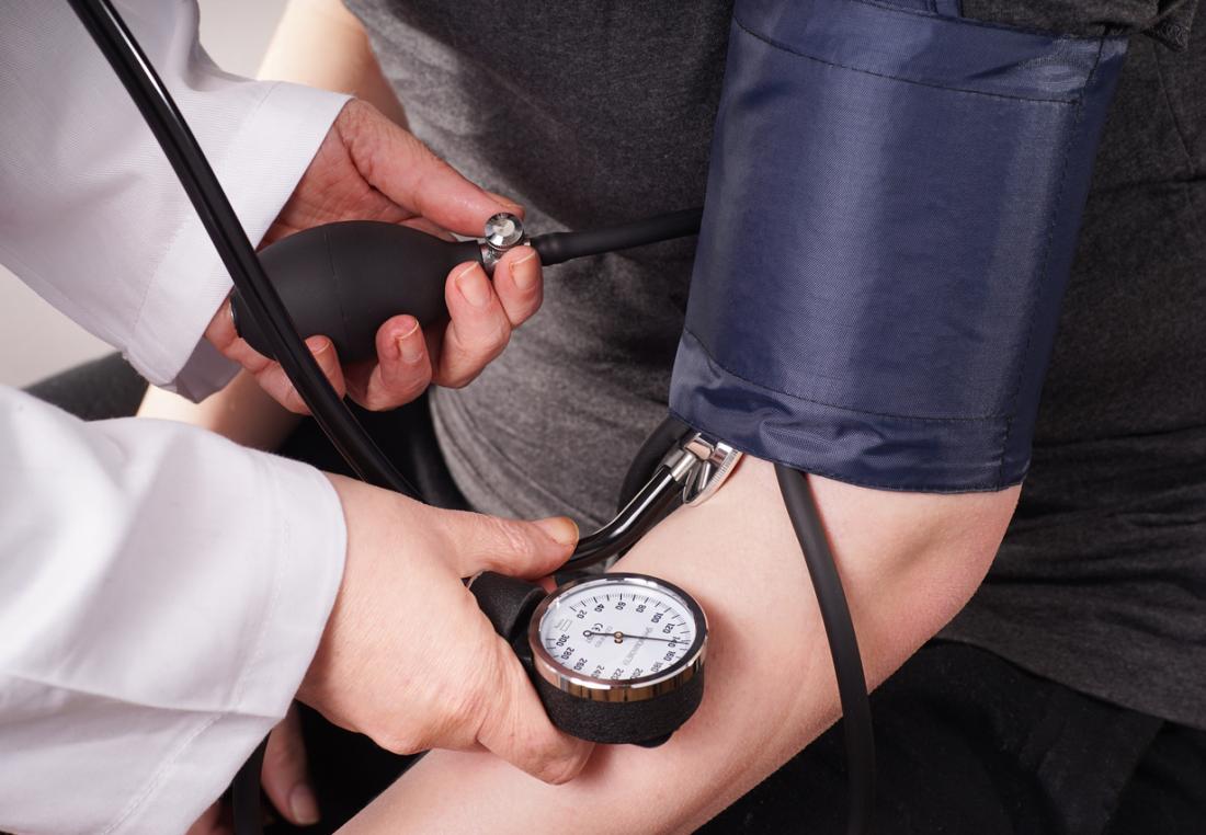 Tensión arterial: qué es y por qué deberías tener un tensiómetro aunque  creas estar sano