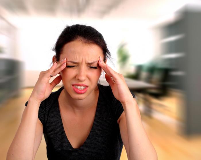 woman with migraine