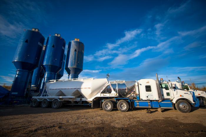 Fracking site and equipment.