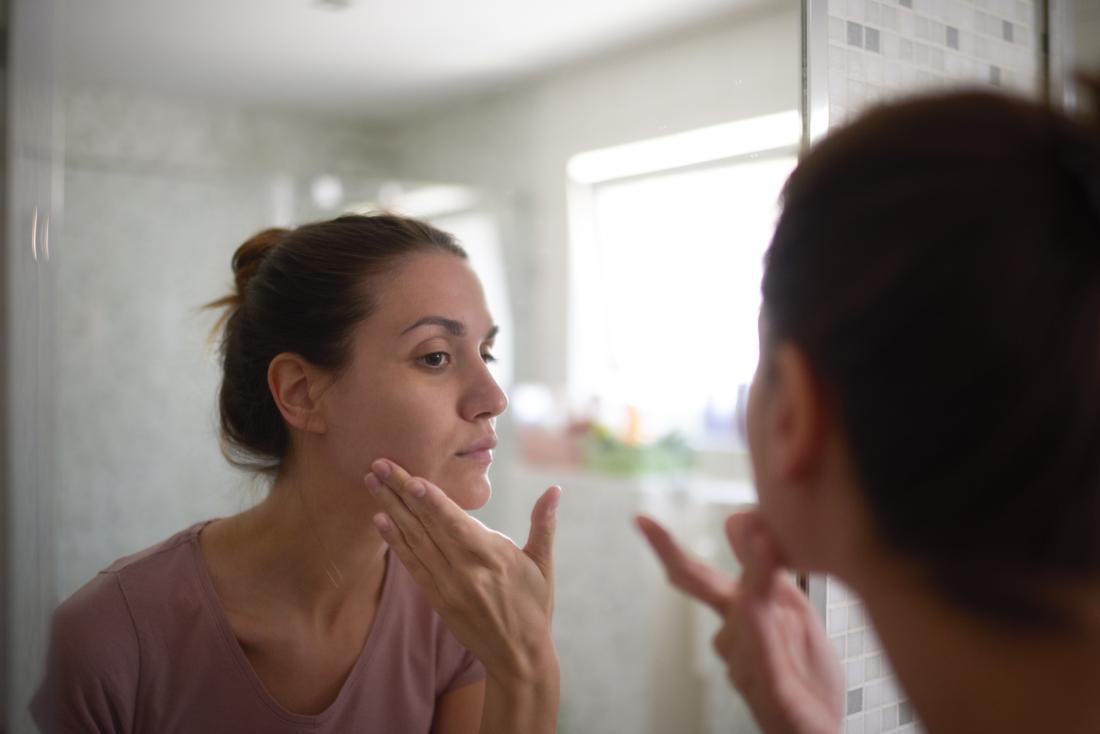 Body dysmorphic disorder (BDD): Symptoms, causes, and treatment