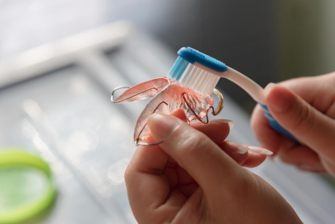 whitening paste for retainers