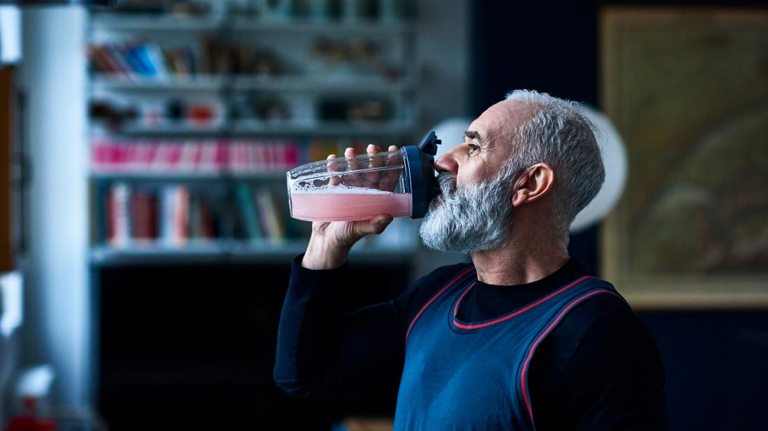 https://cdn-prod.medicalnewstoday.com/content/images/articles/319/319252/a-man-drinking-a-protein-shake-as-it-is-part-of-his-diet.jpg