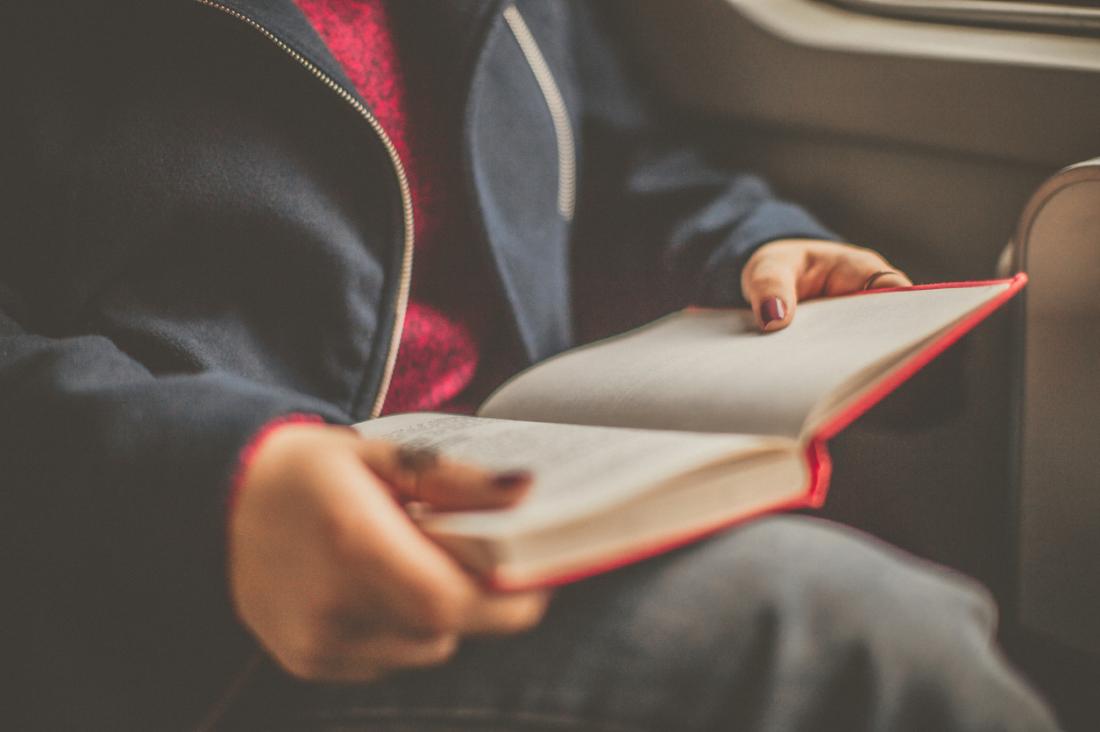 commuter reading