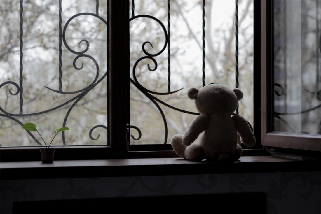 abandoned teddy bear