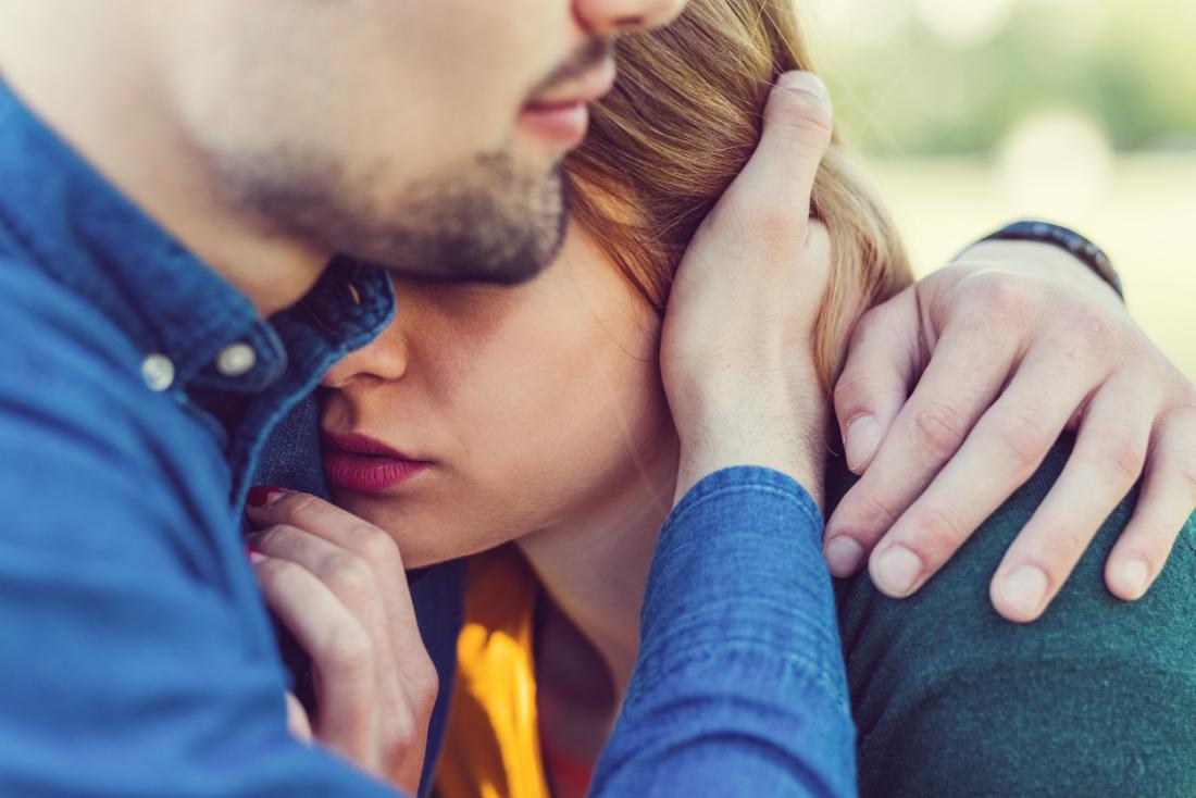 Codependent relationships: Symptoms, warning signs, and behavior