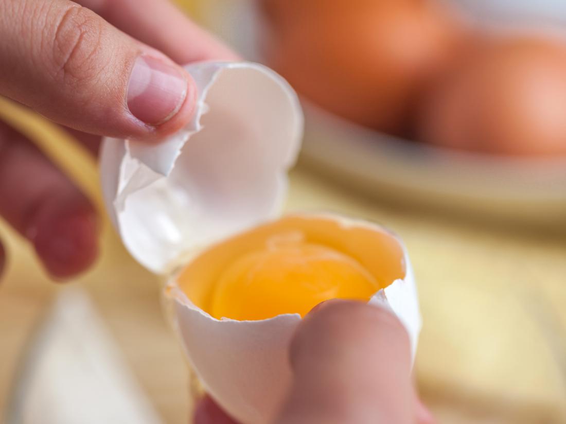 Egg yolk: Nutrition and benefits