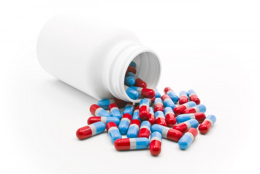 Acetaminophen for throat ulcers