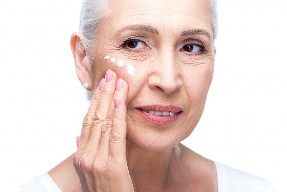 10 best essential oils for wrinkles: What works best and why?