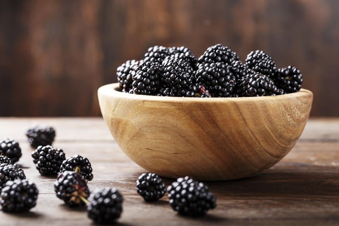 6 Benefits Of Blackberries For Your Health   Blackberries In A Bowl 