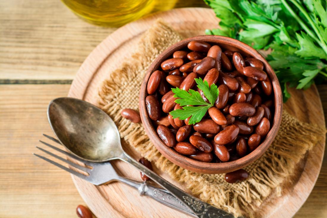 Red kidney beans in bowl