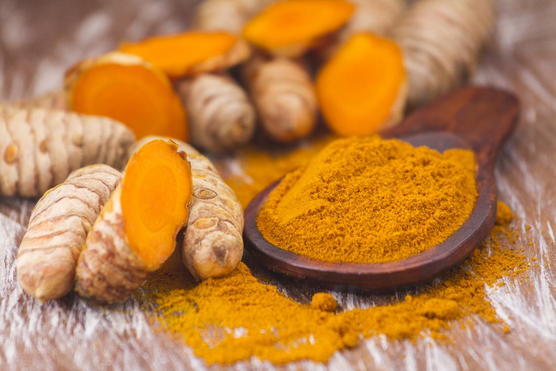 https://cdn-prod.medicalnewstoday.com/content/images/articles/323/323393/curcumin-is-found-in-turmeric-ginger-and-cinnamon.jpg