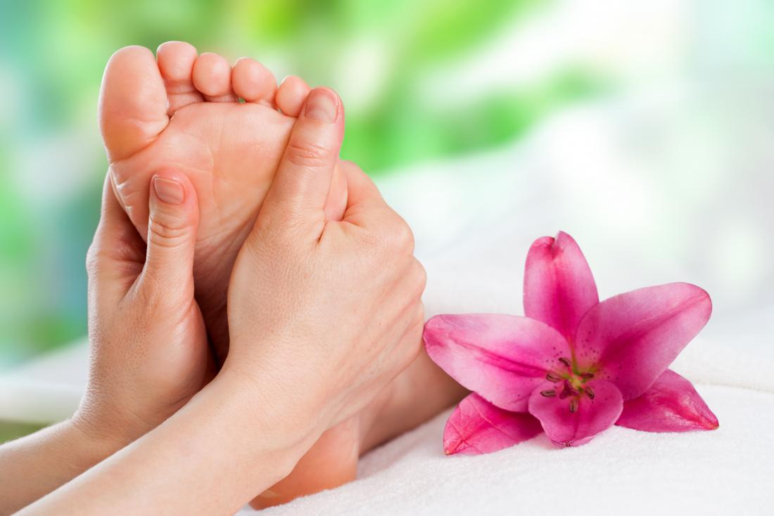 How to massage feet: 12 techniques for relaxation and pain relief