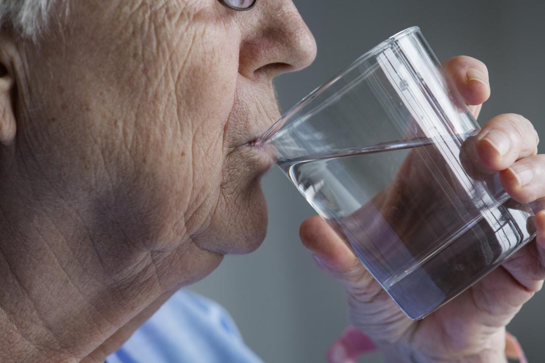 Drinking fluids can help kidney stones pass through the urinary tract.