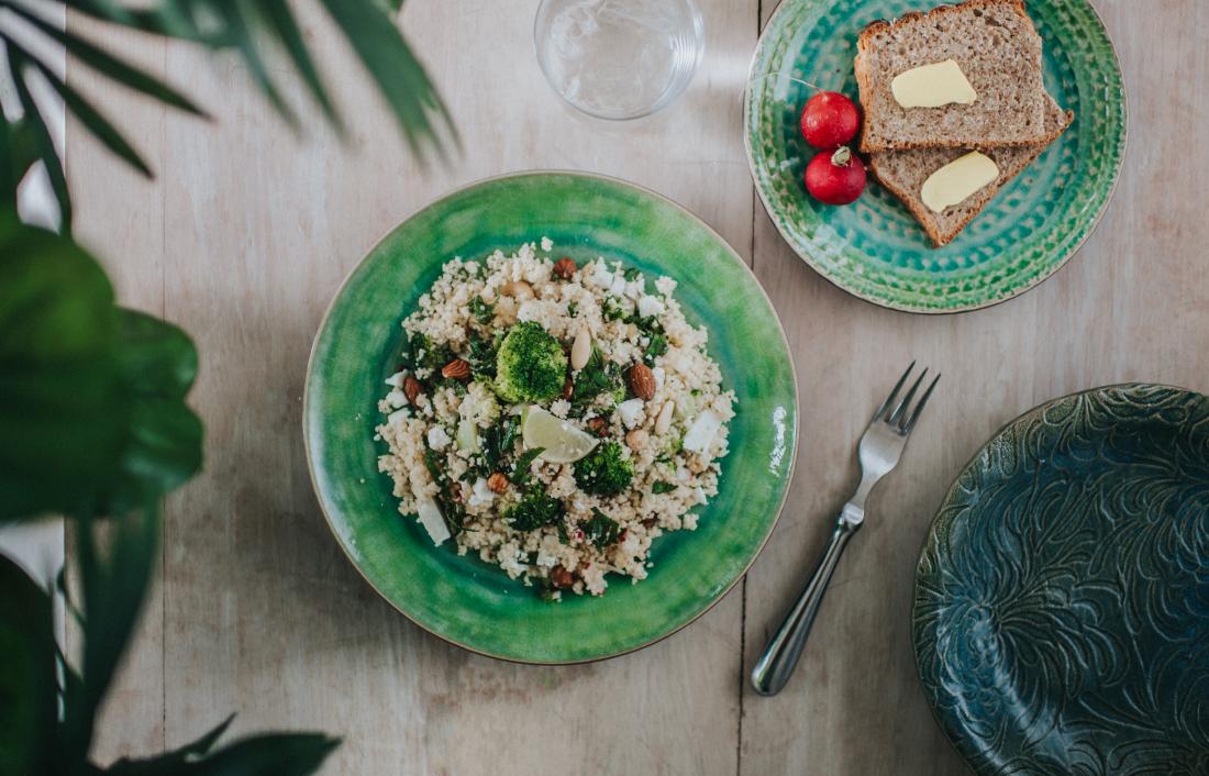 how to lose weight safely smaller plate