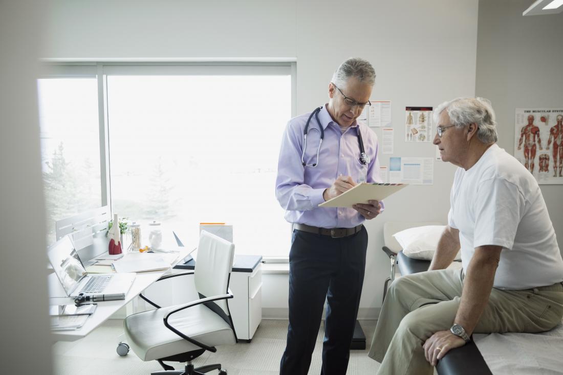A person experiencing chest or abdominal pain alongside a flue should see a doctor.