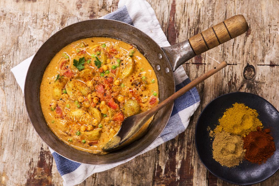 Curry or turmeric vegetable soup