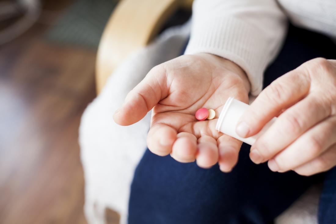 A doctor may recommend pain relievers or steroid therapy to treat palmar fasciitis.