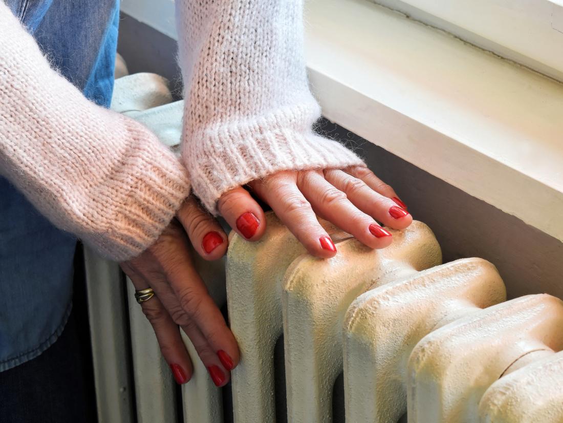 what-causes-cold-fingers