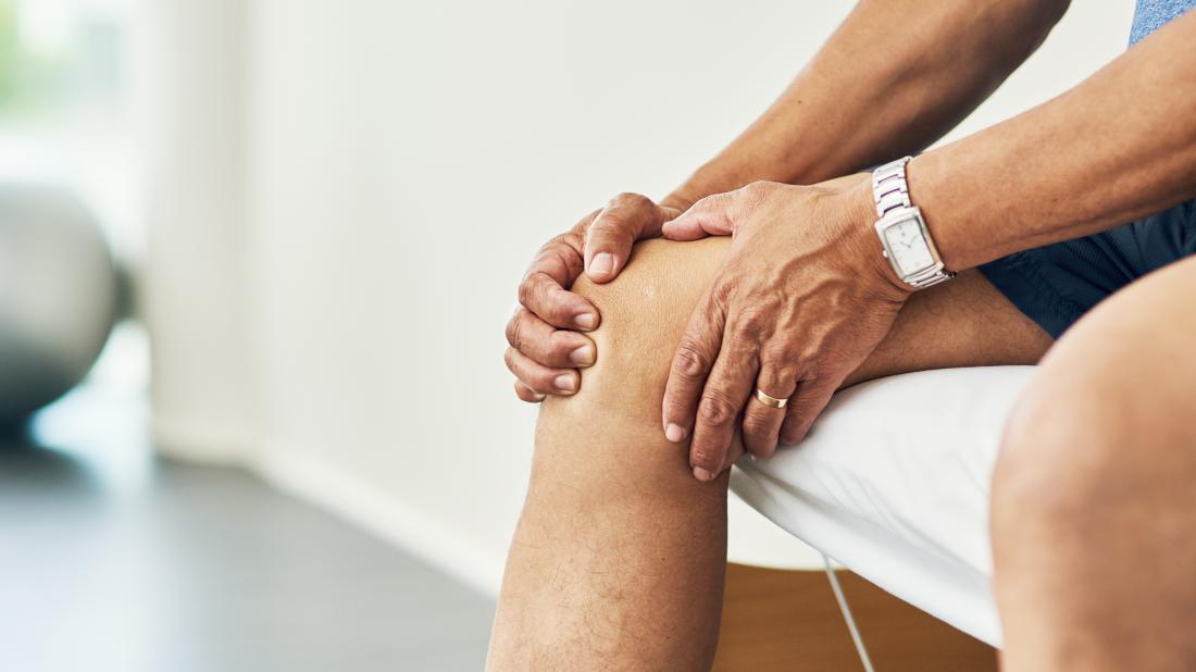 Stiff knee Causes treatment and exercises