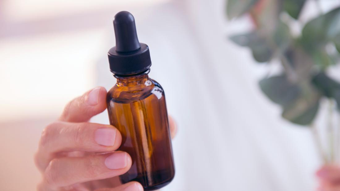 Essential Oils to Induce Labor: What Works and How to Use