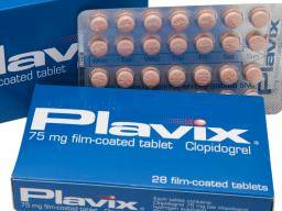 does plavix have less side effects than brilinta