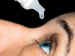 Contact Lenses For Dry Eye Options Lifestyle Changes And Causes