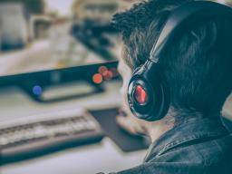 Playing video games may 'enhance learning'