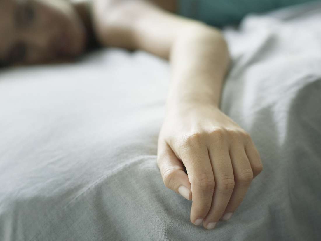 Arms falling asleep at night: Causes and prevention