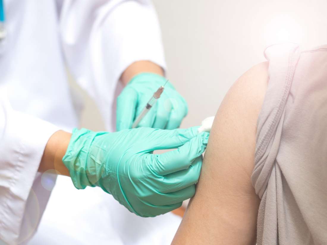 Flu shot may lower death risk in people with hypertension