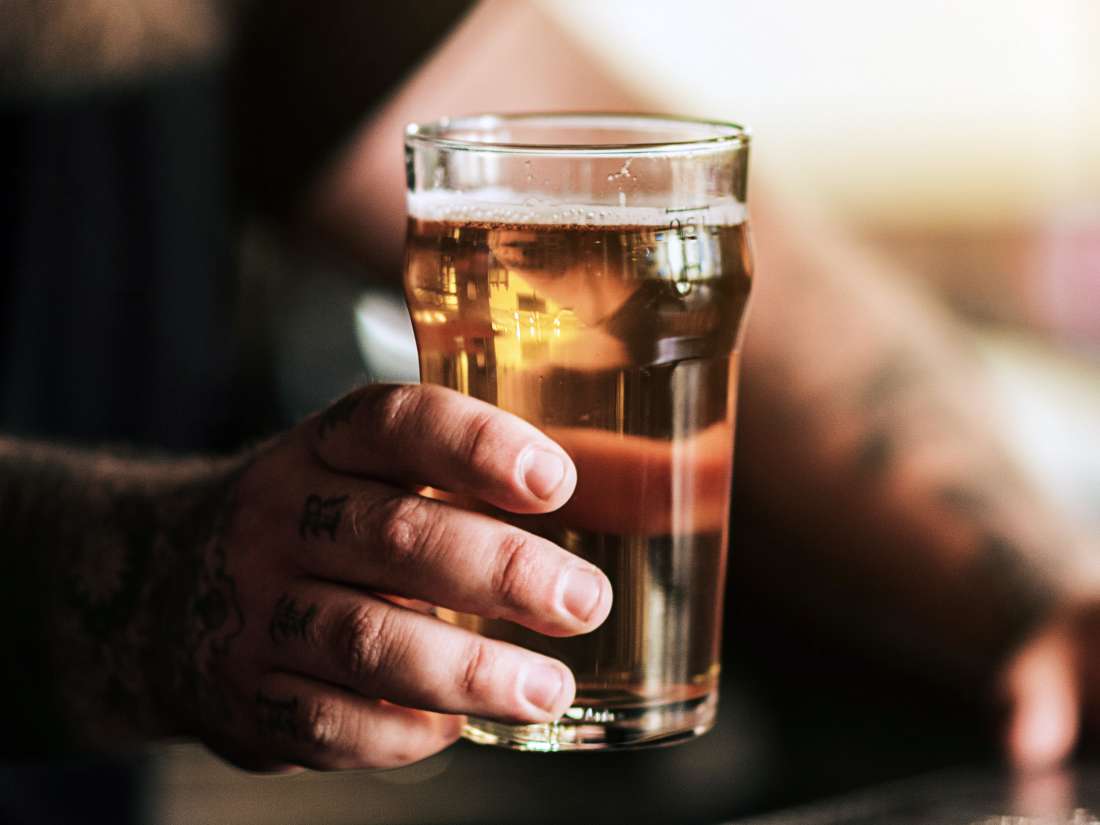 How does alcohol affect Crohn's disease?